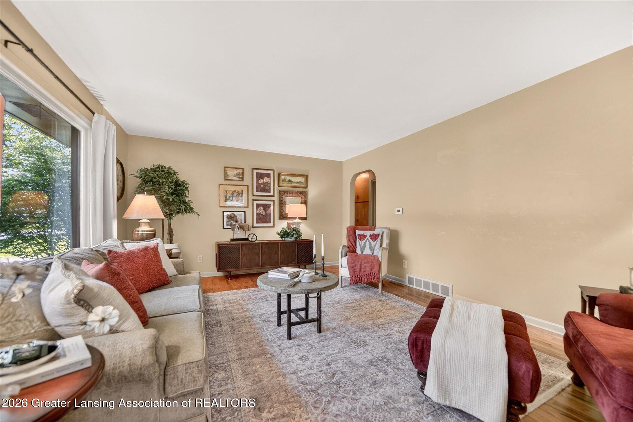 2253 North Eifert Road Holt, MI 48842 - Photo 5 of 31 08-2253 N Eifert Rd Holt, MI 48842-Wind