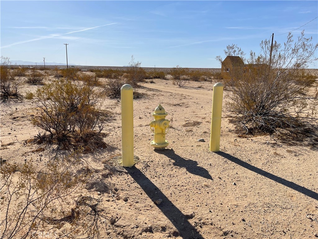 0 Cascade Road Joshua Tree, CA 92252 - Photo 3 of 11 a view of a yard