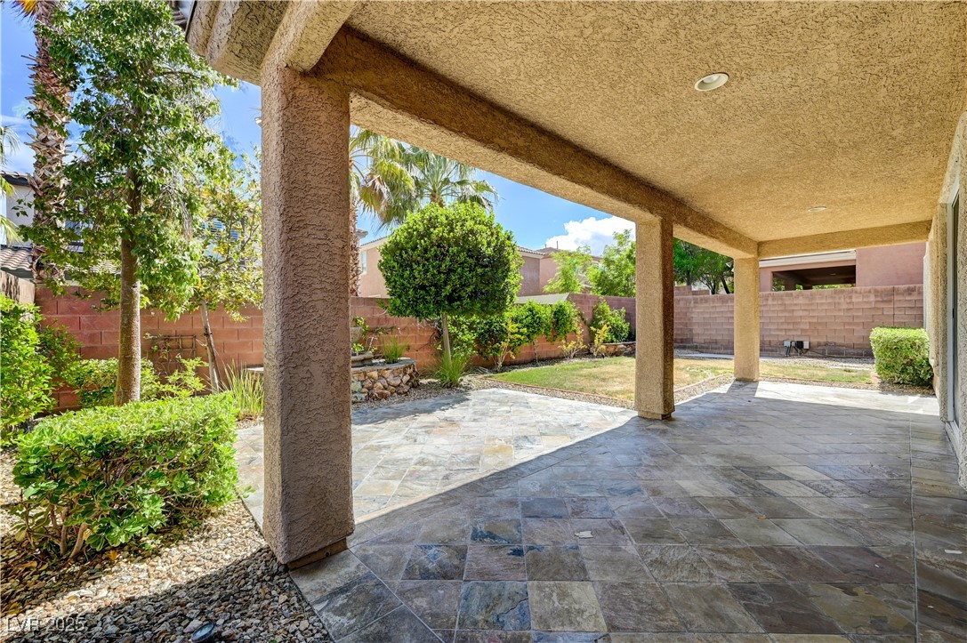 11733 Costa Blanca Avenue Las Vegas, NV 89138 - Photo 47 of 57