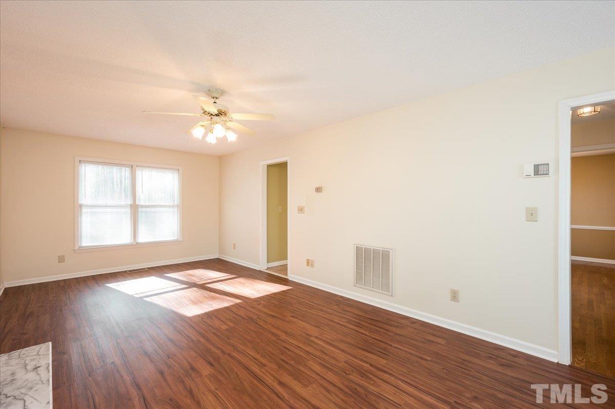 4912 Royal Adelaide Way Raleigh, NC 27604 - Photo 7 of 25 Gallery Image 7