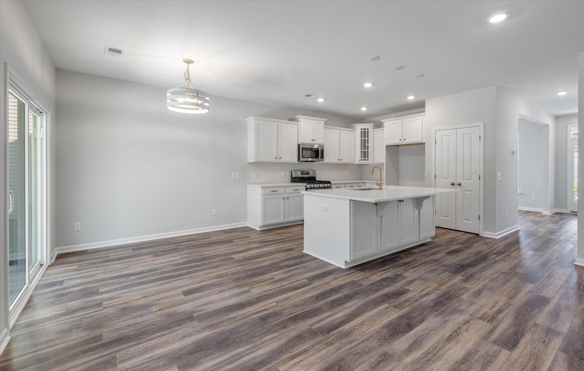 323 Blue Oak Drive Moncks Corner, SC 29461 - Photo 11 of 36 Breakfast Area/Kitchen