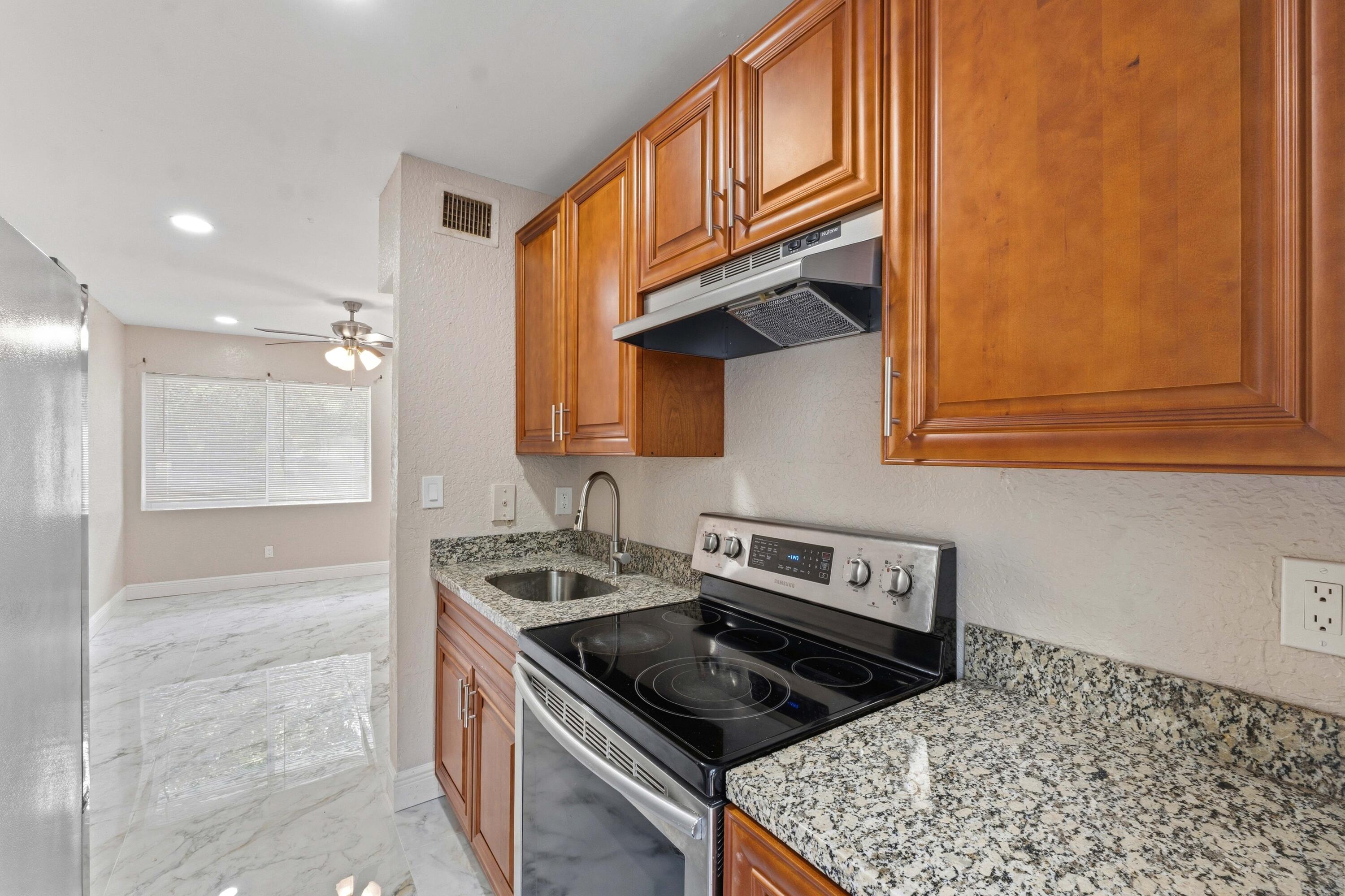 166 Southwest 3rd Street, Unit AD Deerfield Beach, FL 33441 - Photo 16 of 33 166 SW 3rd St_012