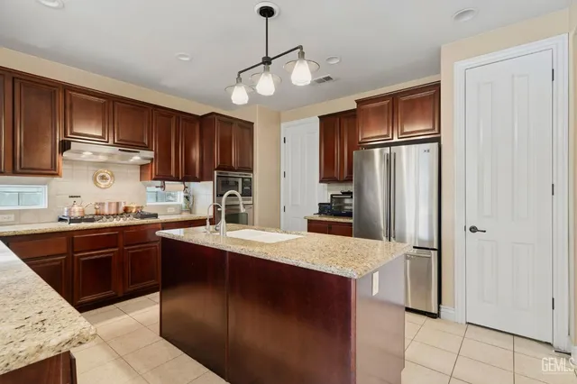 $544,500 | Undisclosed Address, Bakersfield, CA 93306