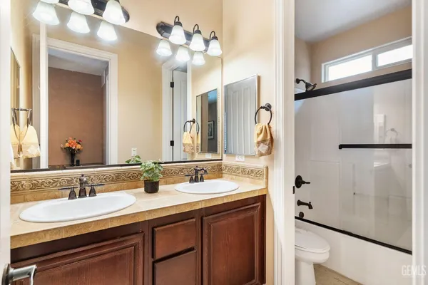 $539,900 | Undisclosed Address, Bakersfield, CA 93306