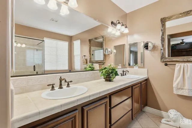 $544,500 | Undisclosed Address, Bakersfield, CA 93306