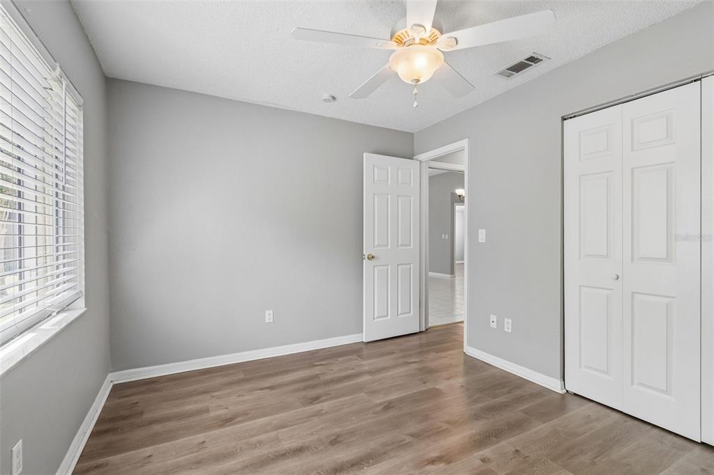 1733 Sutton Place Dunedin, FL 34698 - Photo 23 of 38