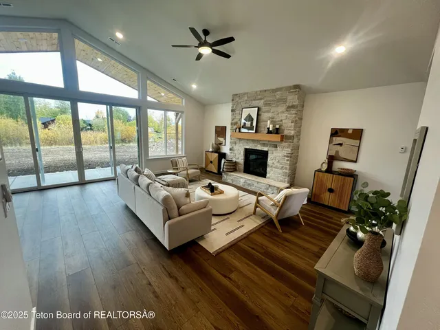 $1,065,000 | 228 Lakewood Road, Victor, ID 83455