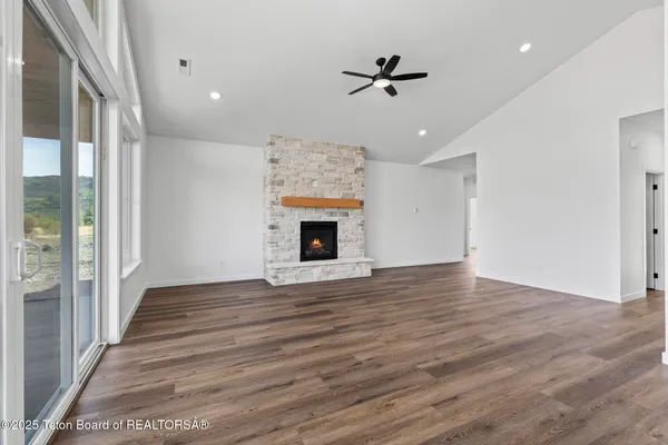 $1,065,000 | 228 Lakewood Road, Victor, ID 83455