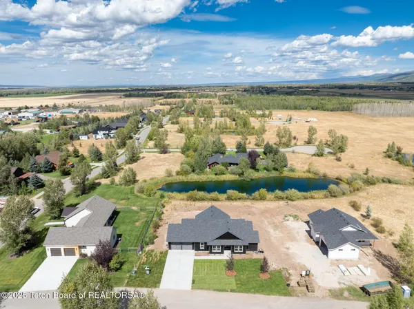 $1,065,000 | 228 Lakewood Road, Victor, ID 83455