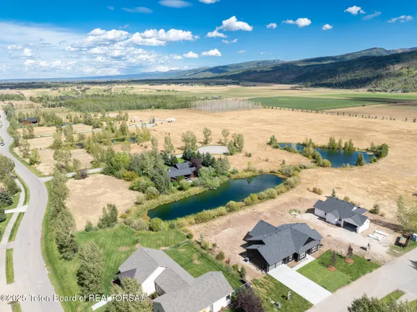 $1,065,000 | 228 Lakewood Road, Victor, ID 83455