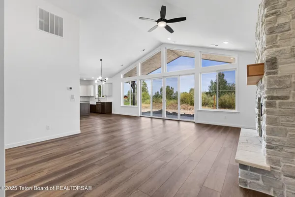 $1,065,000 | 228 Lakewood Road, Victor, ID 83455