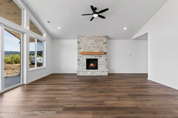$1,065,000 | 228 Lakewood Road, Victor, ID 83455