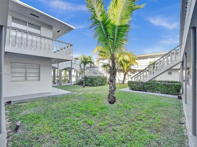 $1,495 | 5112 Hollywood Boulevard, Unit 7, Hollywood, FL 33021