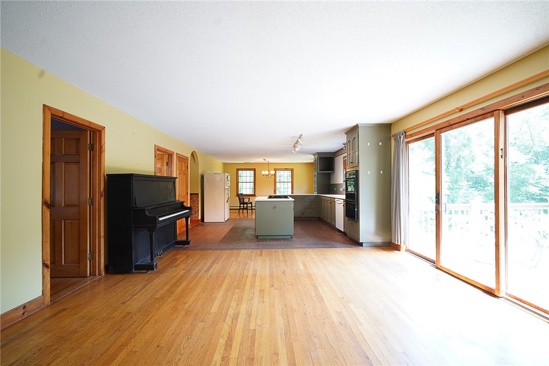 166 Diamond Hill Road Hopkinton, RI 02804 - Photo 11 of 25