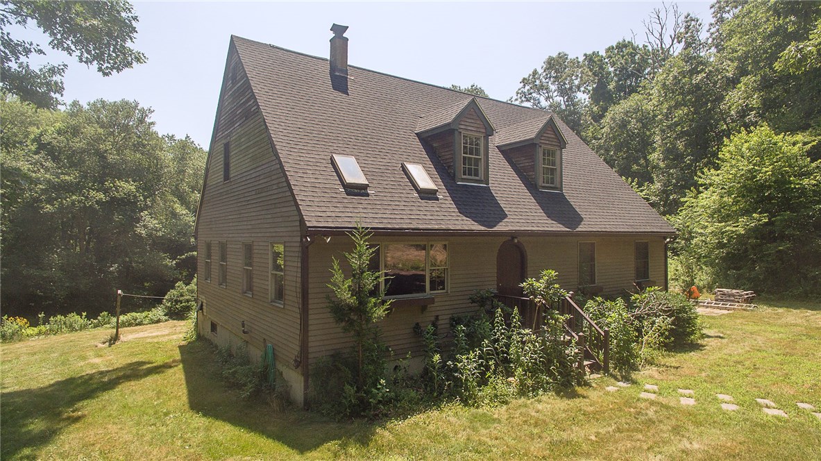 166 Diamond Hill Road Hopkinton, RI 02804 - Photo 3 of 25