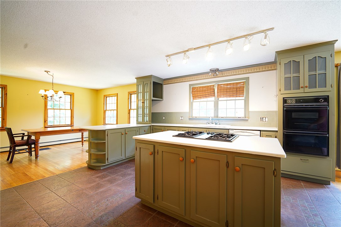 166 Diamond Hill Road Hopkinton, RI 02804 - Photo 7 of 25