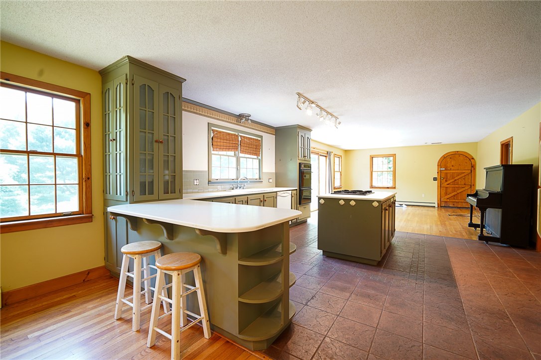 166 Diamond Hill Road Hopkinton, RI 02804 - Photo 8 of 25