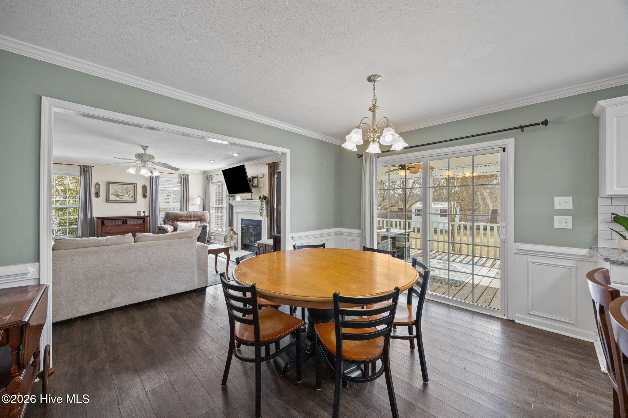 211 Windham Lane Jacksonville, NC 28540 - Photo 16 of 51 7-web-or-mls-211 Windham Ln. 13