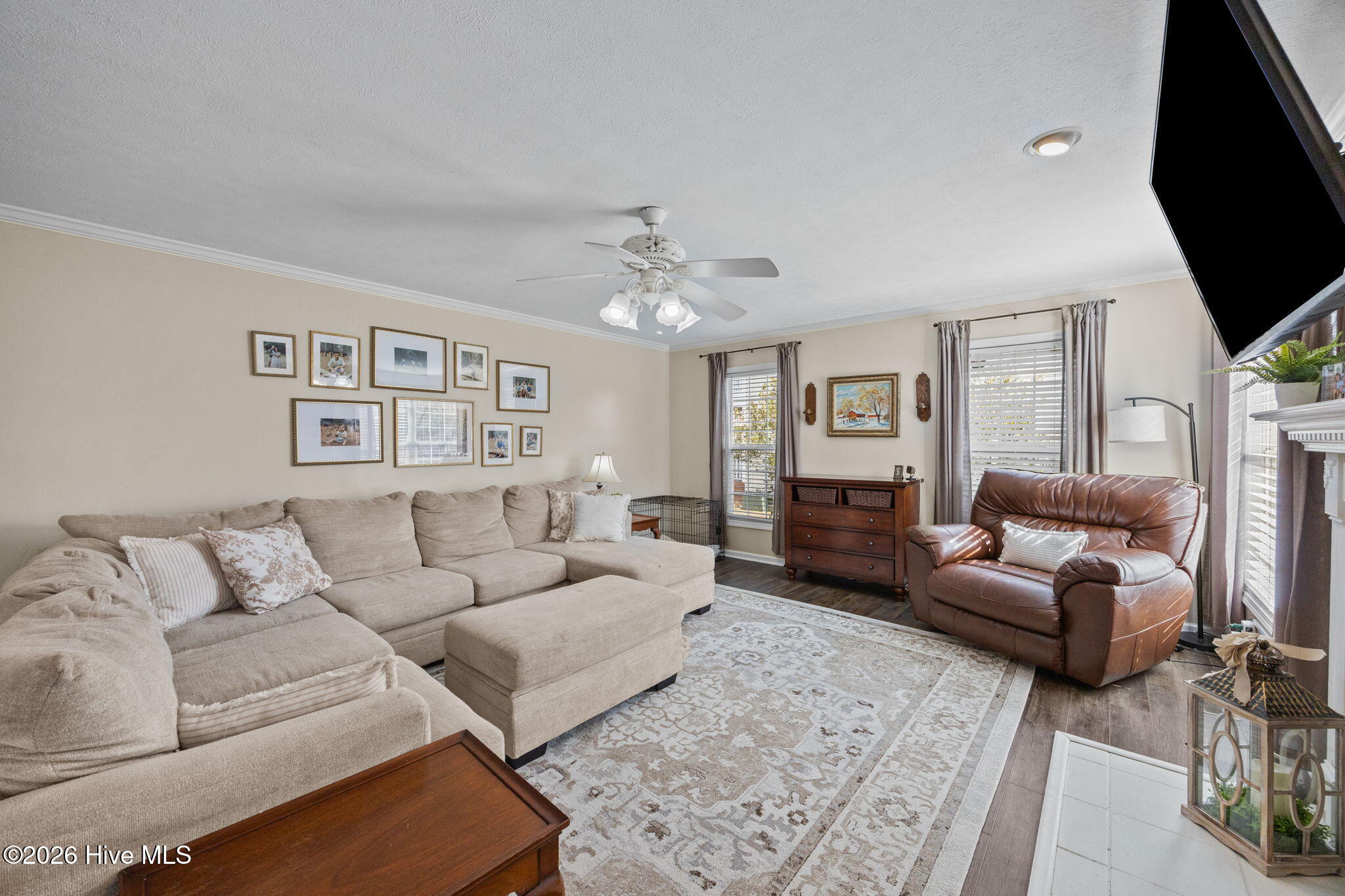 211 Windham Lane Jacksonville, NC 28540 - Photo 9 of 51 16-web-or-mls-211 Windham Ln. 40