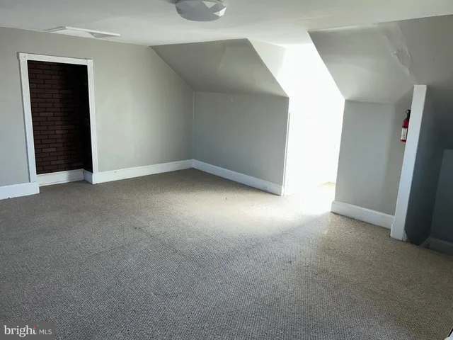 $1,600 | 422 King Street, Unit 2, Pottstown, PA 19464