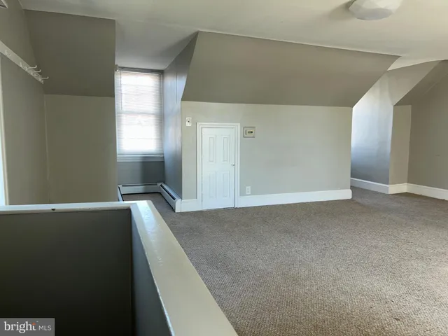 $1,600 | 422 King Street, Unit 2, Pottstown, PA 19464