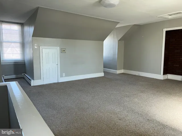 $1,600 | 422 King Street, Unit 2, Pottstown, PA 19464