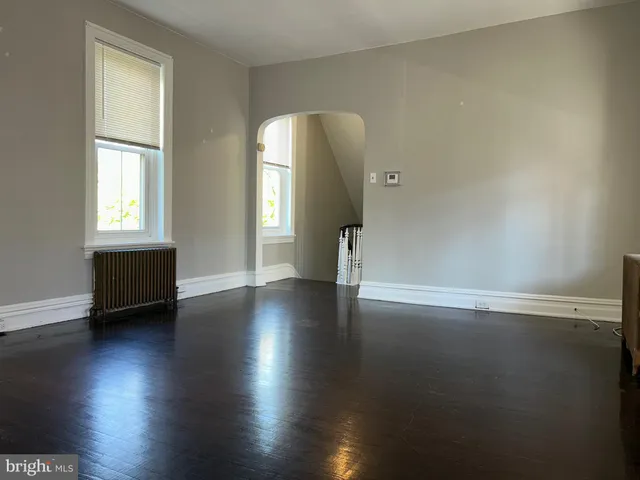 $1,600 | 422 King Street, Unit 2, Pottstown, PA 19464