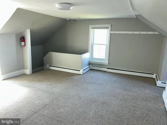 $1,600 | 422 King Street, Unit 2, Pottstown, PA 19464