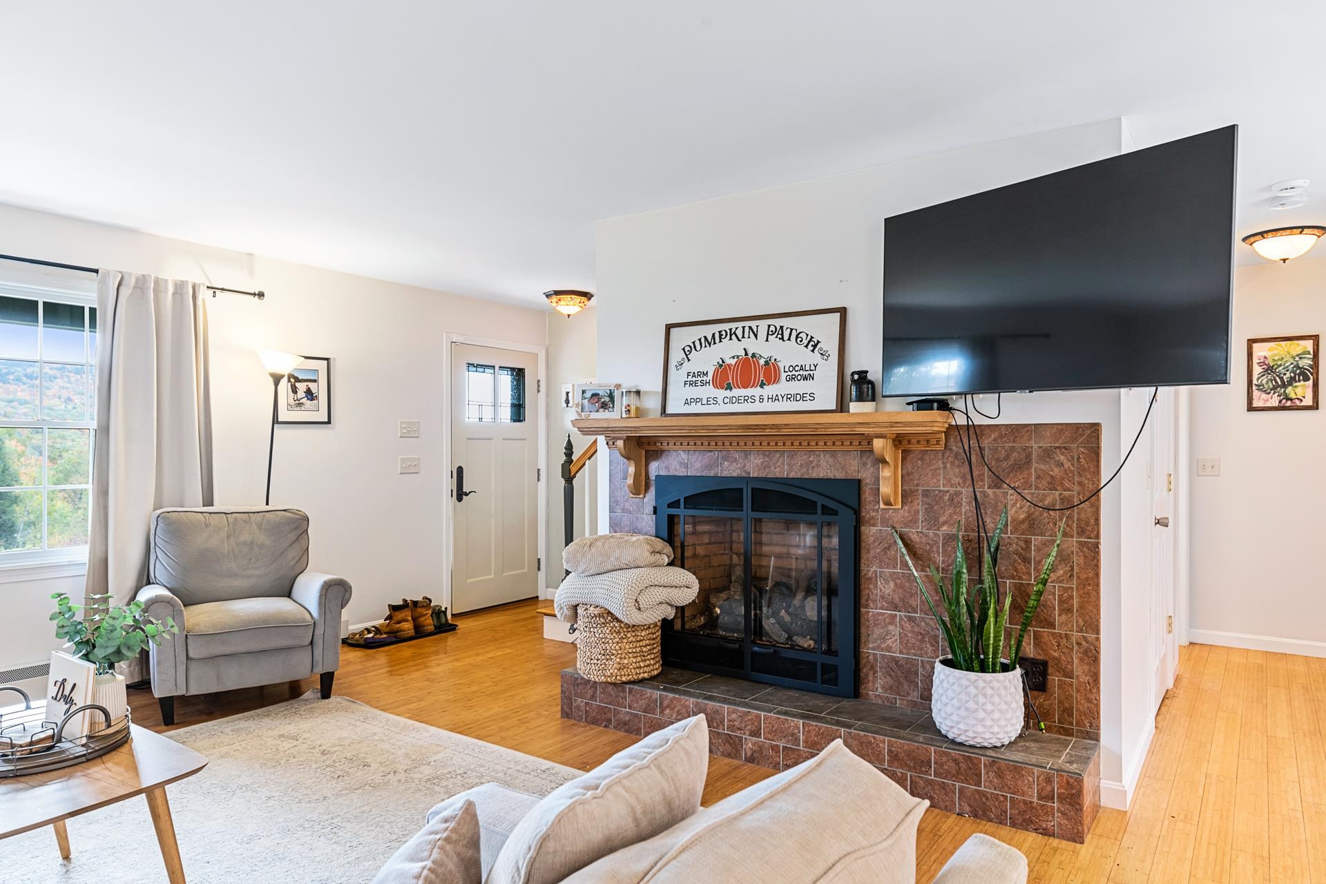 203 Barton Road Croydon, NH 03773 - Photo 13 of 40