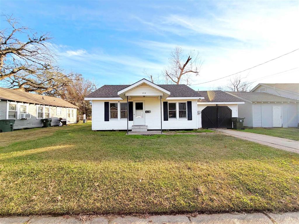 1014 Fall Street Lake Charles, LA 70601 - Photo 1 of 5