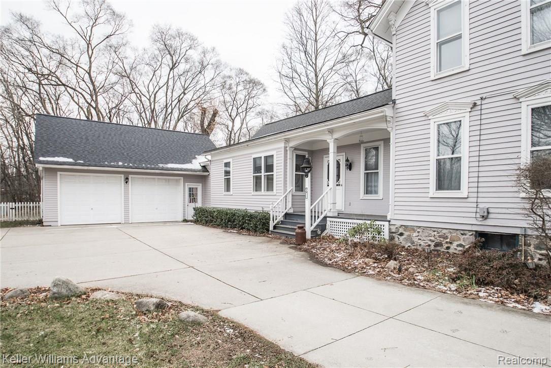 10010 Stark Road Livonia, MI 48150 - Photo 46 of 49 DSC_2855.jpg