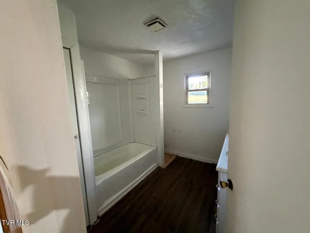 $275,000 | 155 Flannagan Drive, Bristol, VA 24202