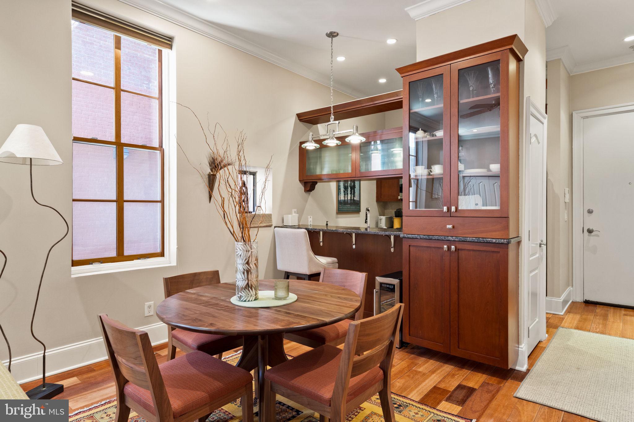 2049 Walnut Street, Unit 1R Philadelphia, PA 19103 - Photo 7 of 18