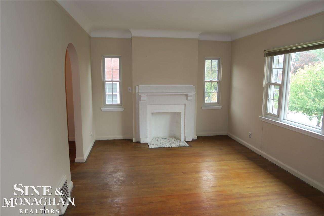 897 Rivard Boulevard, Unit 899 RIVARD Grosse Pointe, MI 48230 - Photo 17 of 26