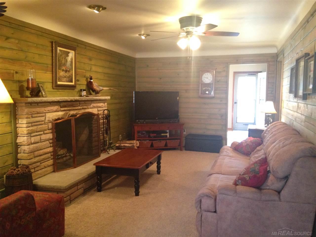 9381 Nook Road Algonac, MI 48001 - Photo 6 of 22