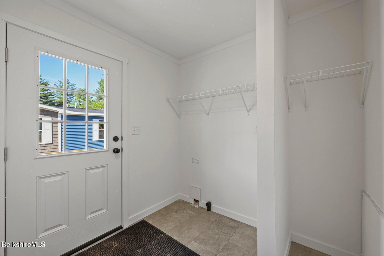 395 Cheshire Road, Unit 121 Pittsfield, MA 01201 - Photo 5 of 11 Laundry Mudroom