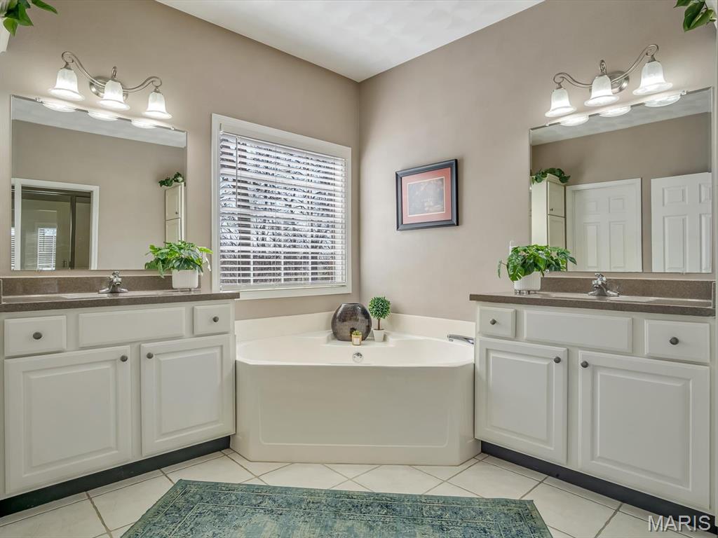 4220 Knab Road Smithton, IL 62285 - Photo 14 of 46