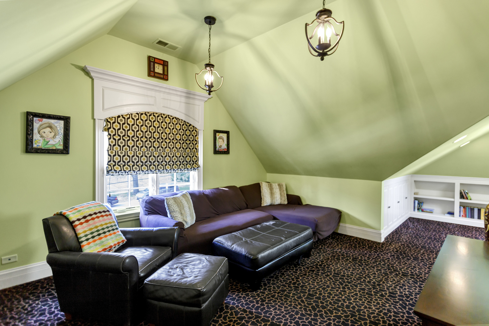 400 West Maple Avenue Roselle, IL 60172 - Photo 55 of 91 a living room with furniture and a window