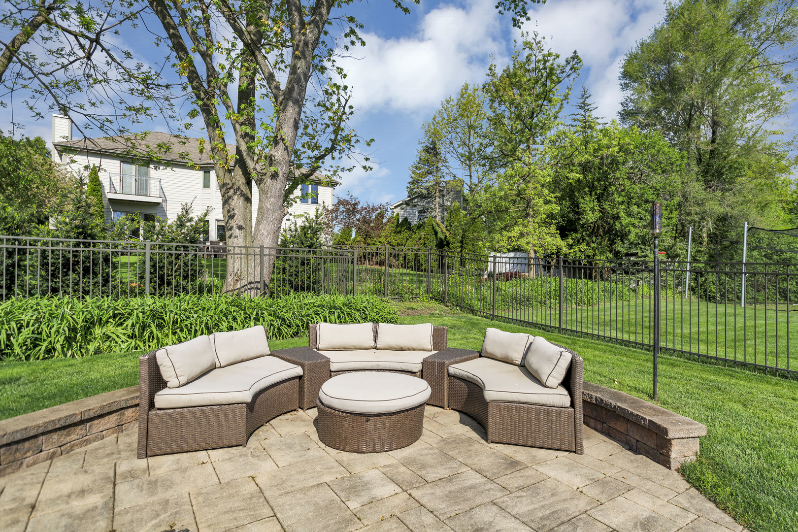 400 West Maple Avenue Roselle, IL 60172 - Photo 82 of 91