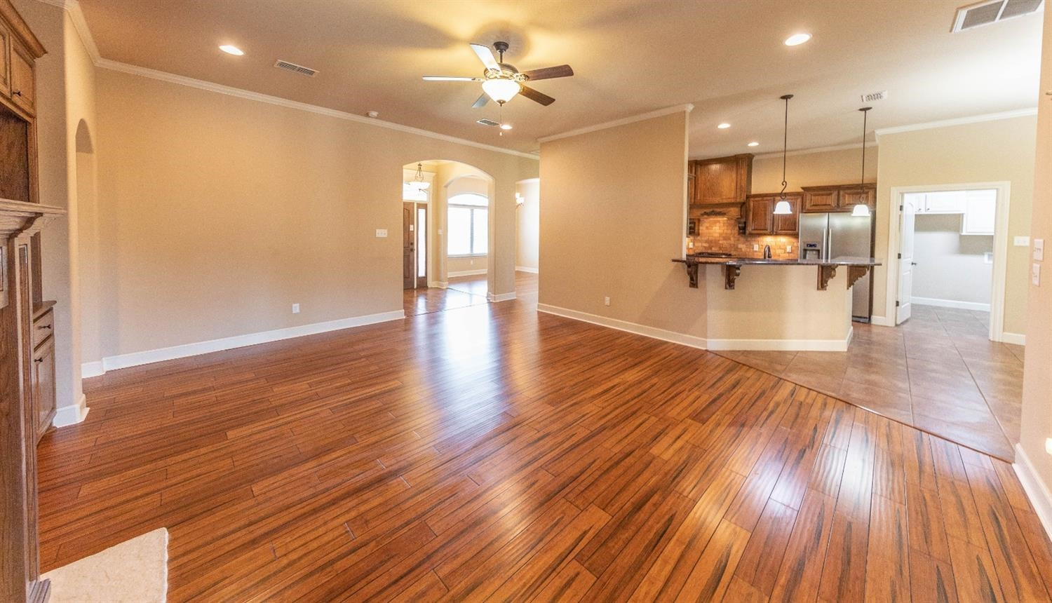 6305 77th Street Lubbock, TX 79424 - Photo 4 of 26 Photo 4