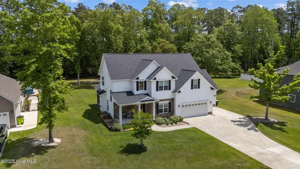 $2,700 | 3506 Sir James Lane, New Bern, NC 28562