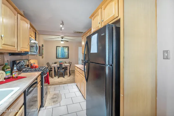 $3,300 | 842 West Fairmount Avenue, Phoenix, AZ 85013