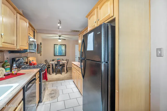 $2,800 | 842 West Fairmount Avenue, Phoenix, AZ 85013