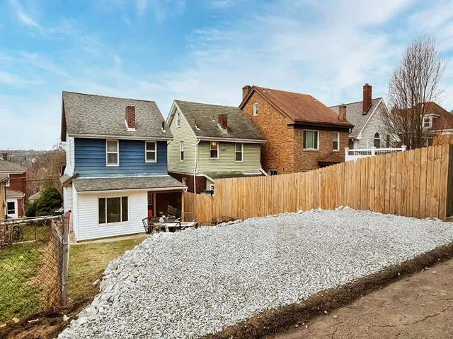 $190,000 | 2331 Valera Avenue, Pittsburgh, PA 15210