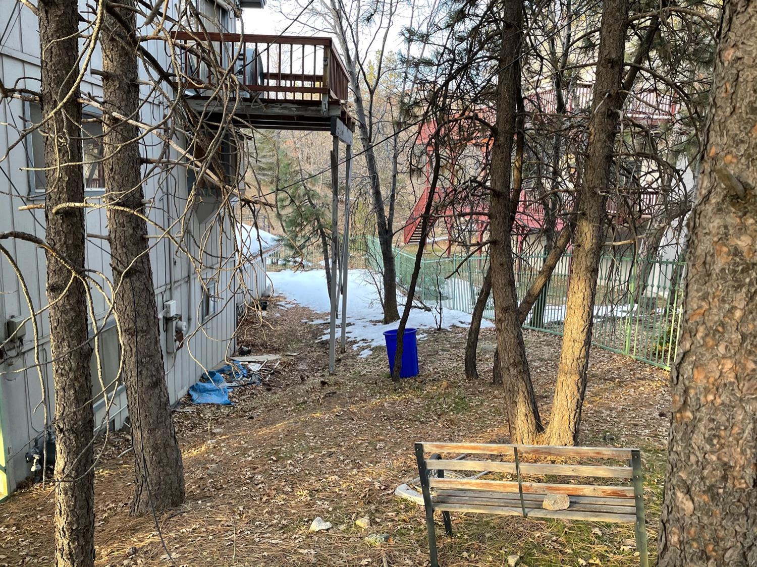 28596 North Bay Road Lake Arrowhead, CA 92352 - Photo 2 of 31