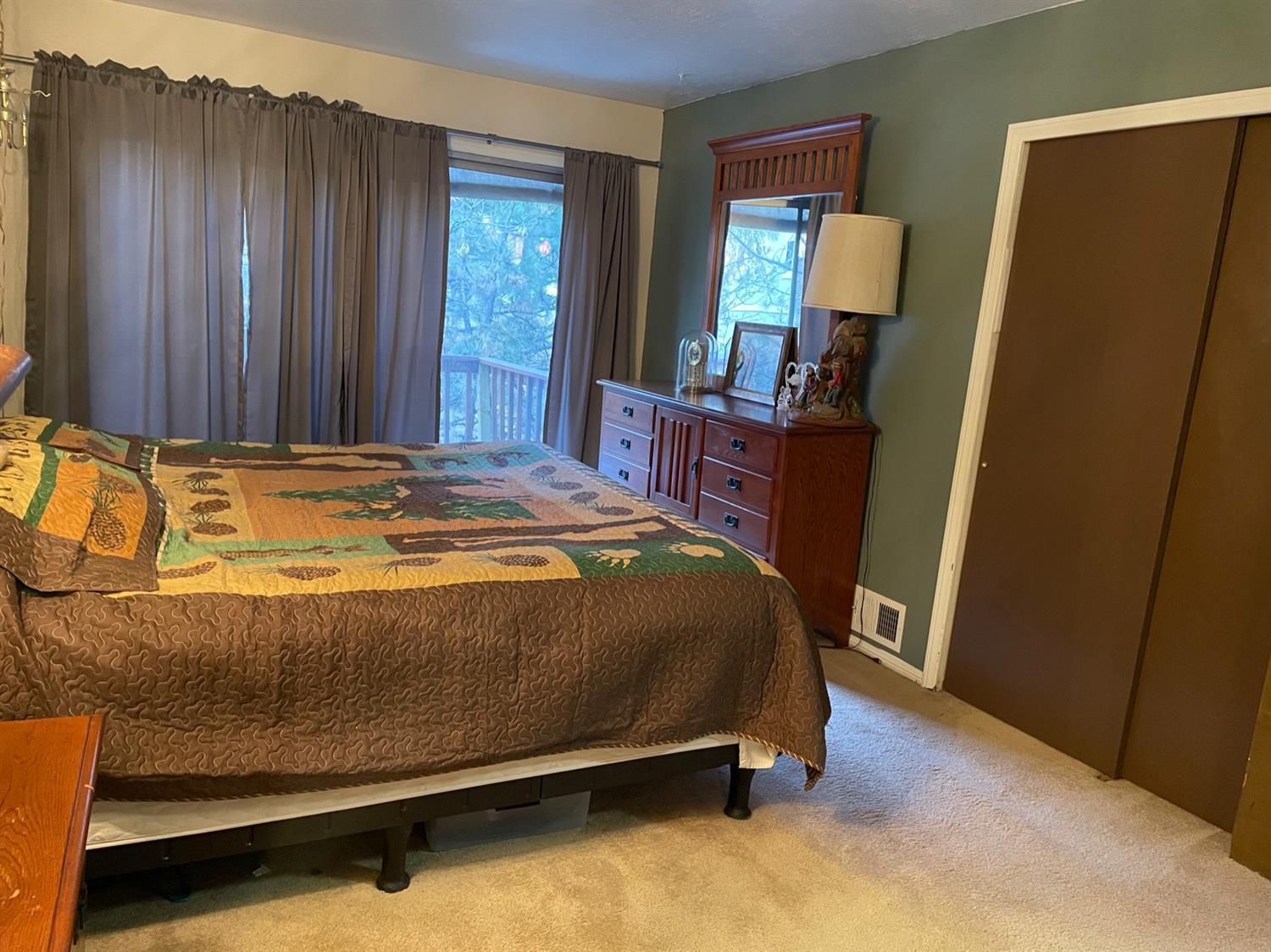 28596 North Bay Road Lake Arrowhead, CA 92352 - Photo 13 of 31