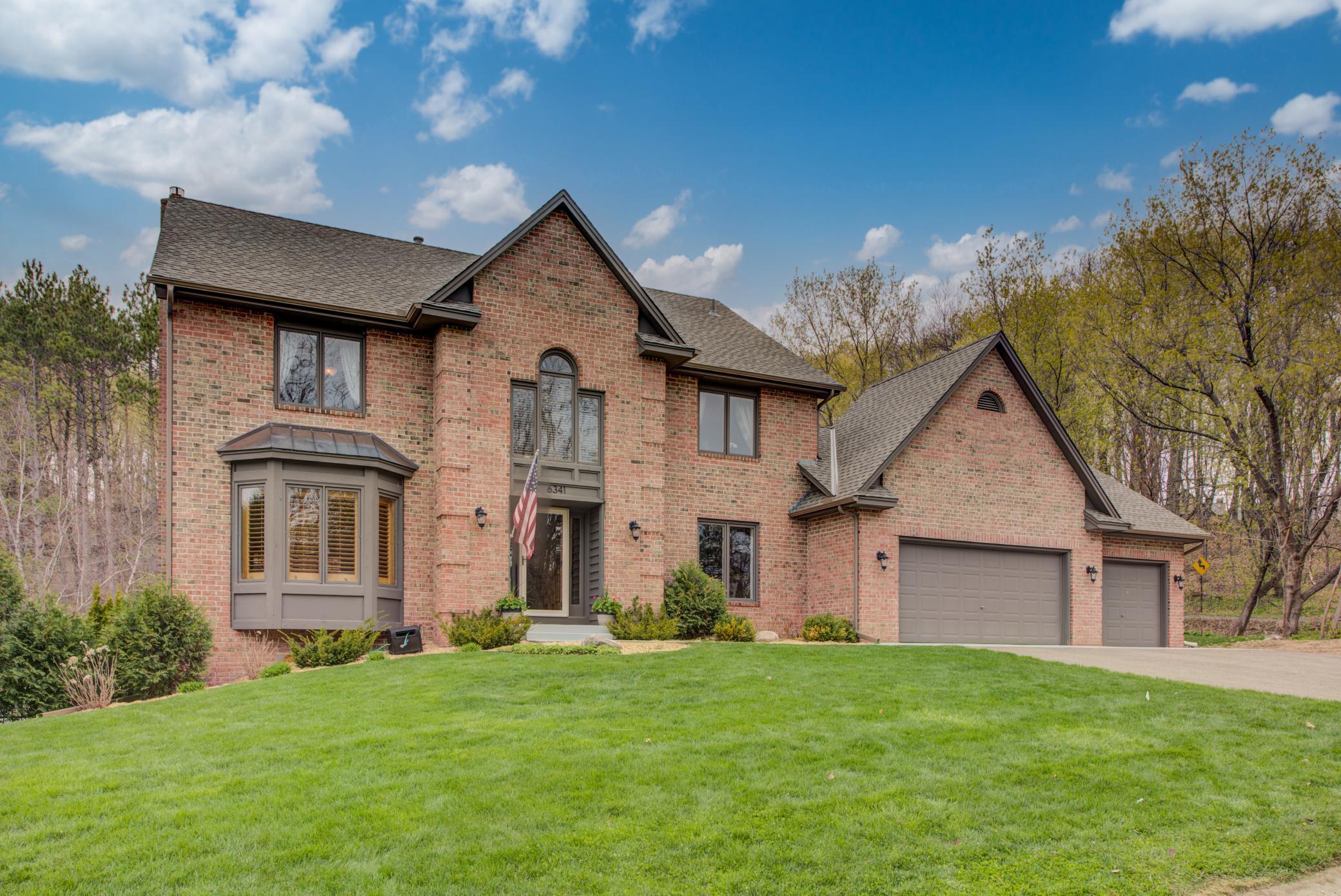 6341 Fox Path Chanhassen, MN 55317 - Photo 1 of 30 Gallery Image 1