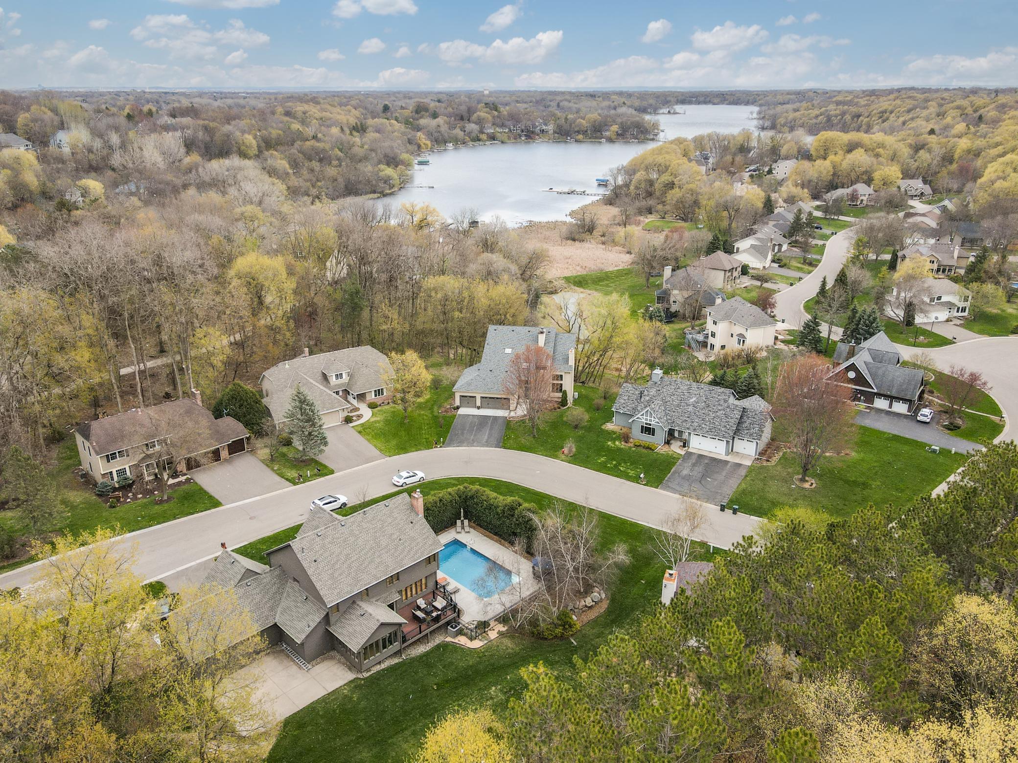 6341 Fox Path Chanhassen, MN 55317 - Photo 29 of 30 Gallery Image 29