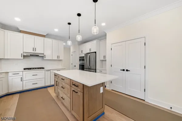 $1,290,000 | 16 New Amwell Road, Hillsborough, NJ 08844