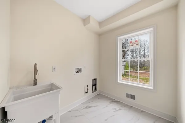 $1,290,000 | 16 New Amwell Road, Hillsborough, NJ 08844